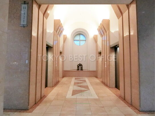 1階エレベーターホール