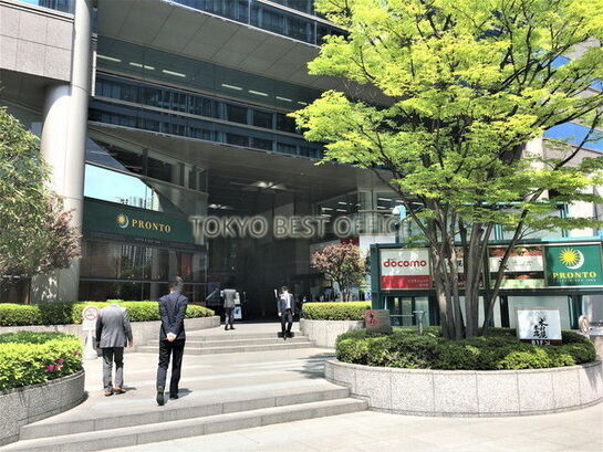 ビルエントランス①