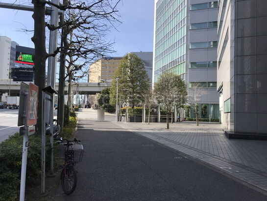 ビル周辺風景⑤