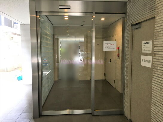 ビルエントランス③