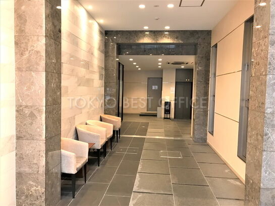 エントランスホール①