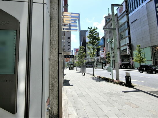 ビル周辺風景①