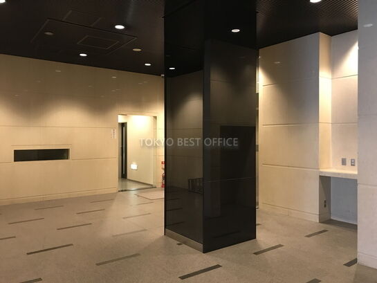 エントランスホール