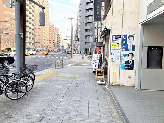 ビル周辺風景②