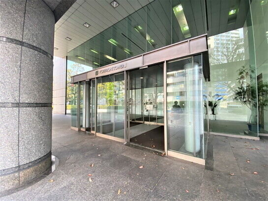 ビルエントランス②