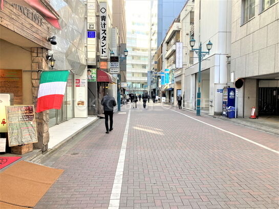 ビル周辺風景②