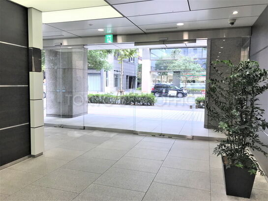 エントランスホール