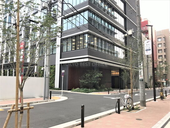 ビル周辺風景①