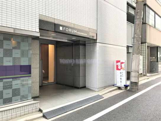 ビルエントランス②