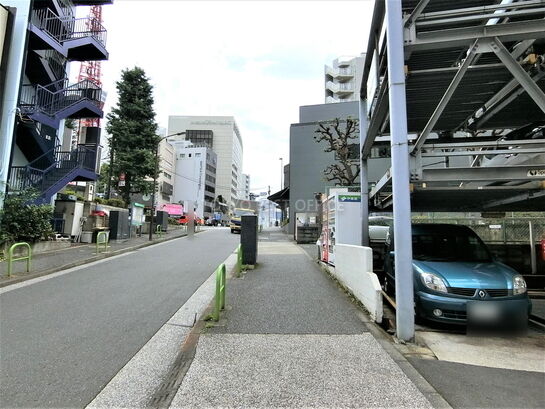 ビル周辺風景③