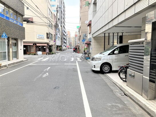 ビル周辺風景②
