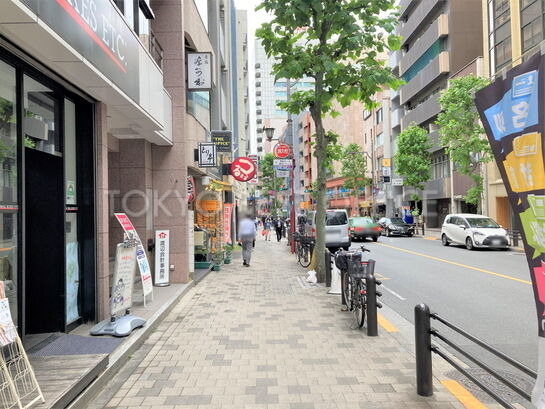 ビル周辺風景①