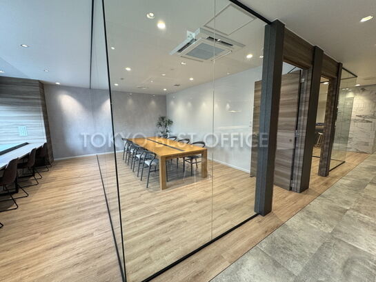 オフィス室内一例