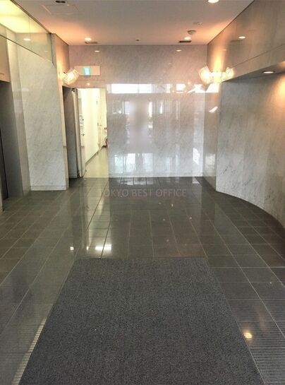 エントランスホール①