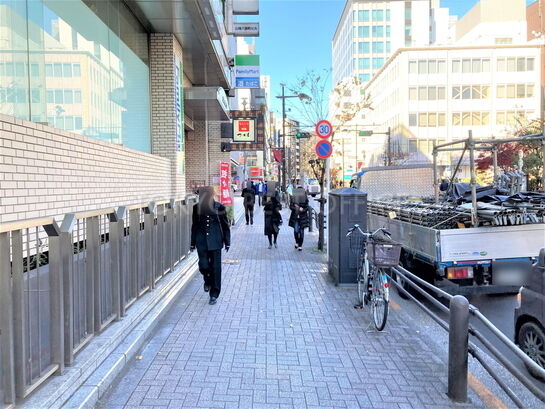 ビル周辺風景②