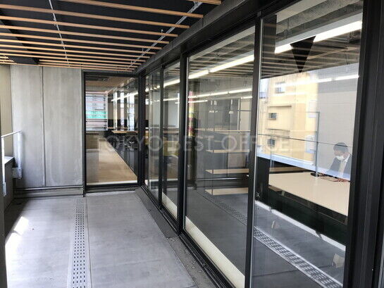 5階貸室内⑯(ベランダ)