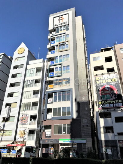 FUNDES神保町外観①