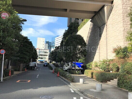 ビル周辺風景⑥