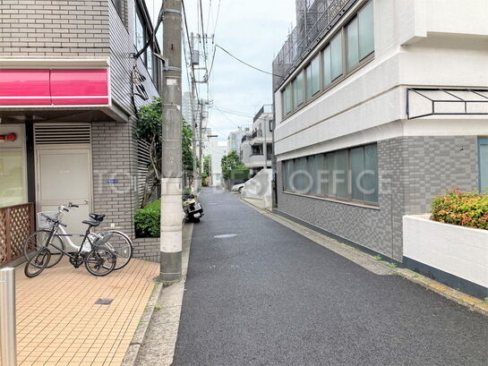 ビル周辺風景②