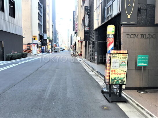 ビル周辺風景①