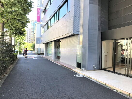 ビル周辺風景③