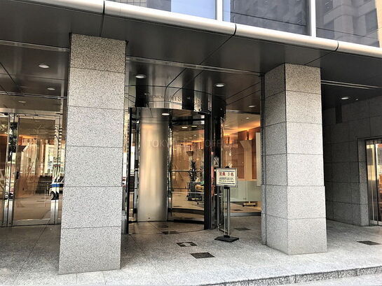 ビルエントランス②