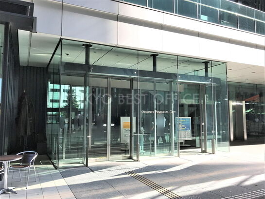 ビルエントランス③