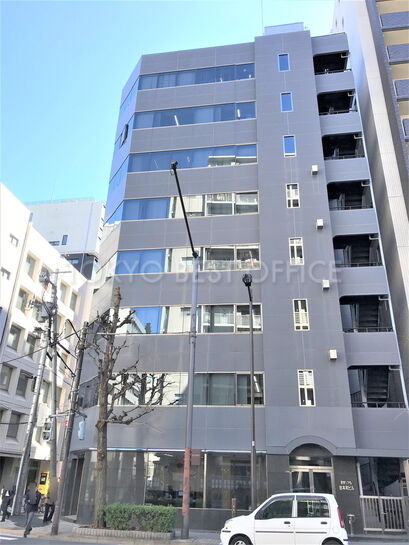 東京リアル岩本町ビル外観