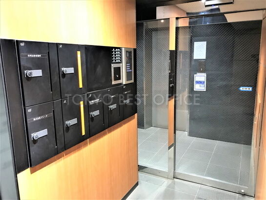 エントランスホール①