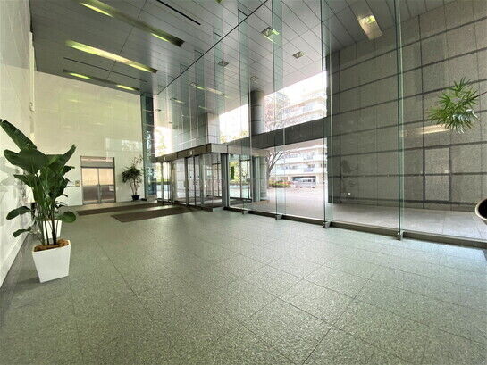 エントランスホール③