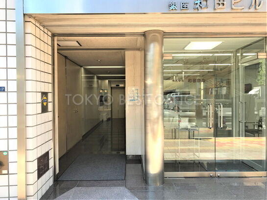 ビルエントランス②