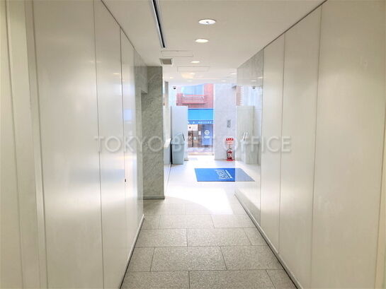 エントランスホール