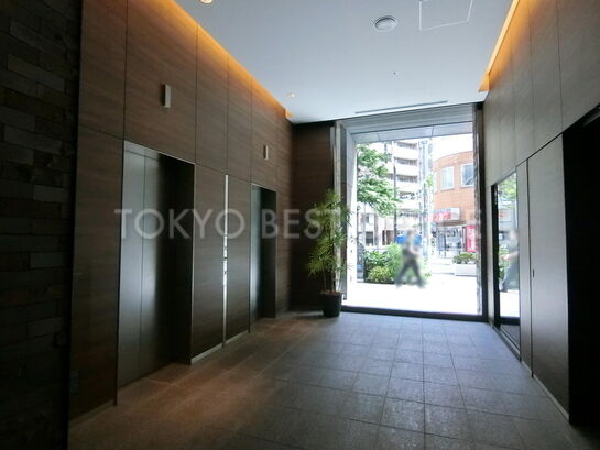 カンファレンス側エレベーター