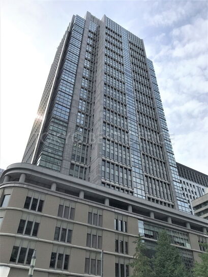 丸の内ビルディング外観①