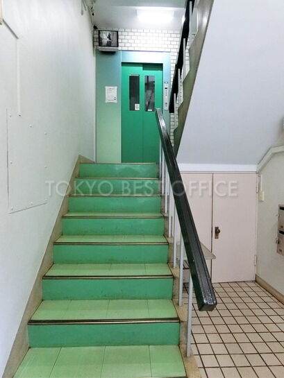 エントランスホール①