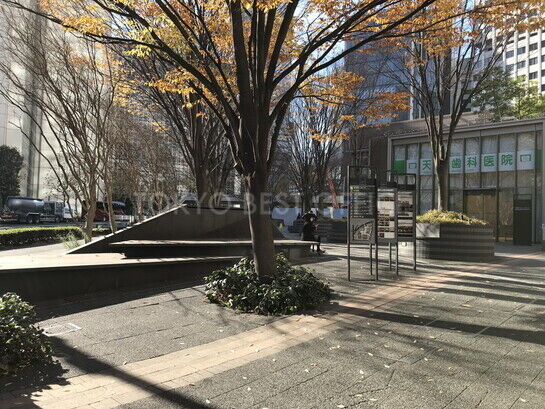 ビル周辺風景①
