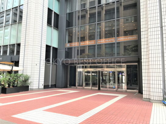 ビルエントランス②