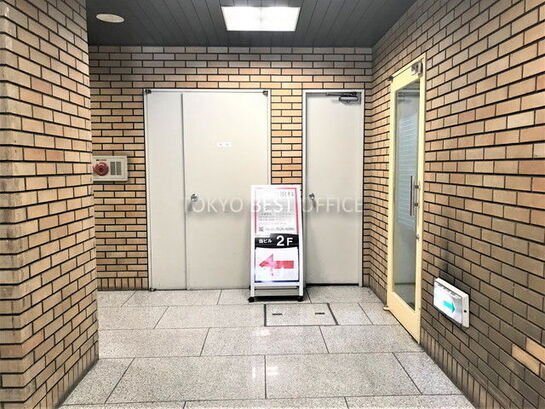 エントランスホール①