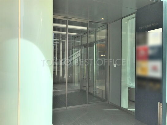 ビルエントランス②