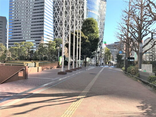 ビル周辺風景④