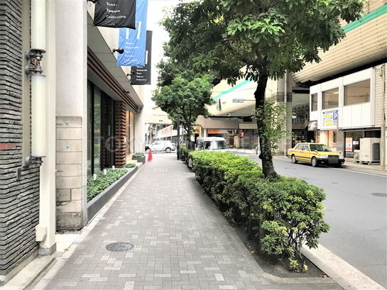 ビル周辺風景③