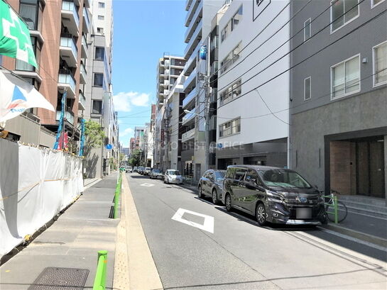 ビル周辺風景①