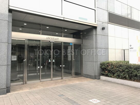 オフィスエントランス