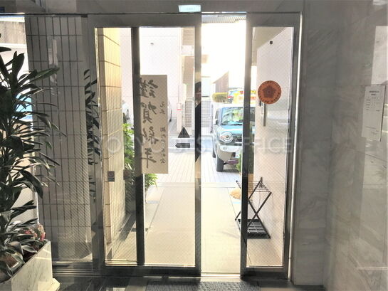 エントランスホール②