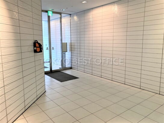 エントランスホール①