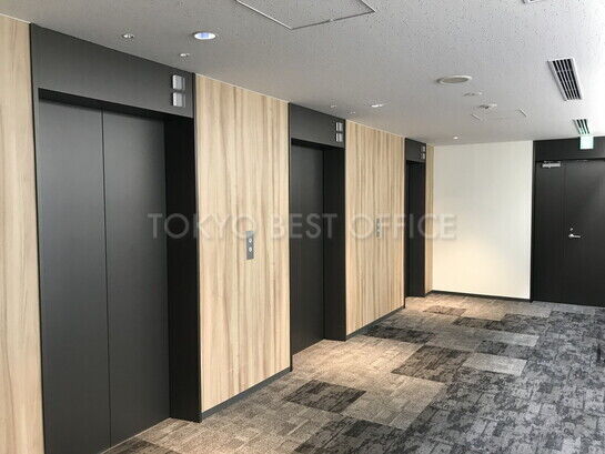 5階エレベーターホール②