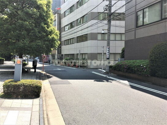 ビル周辺風景⑤