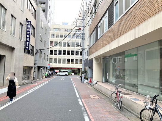 ビル周辺風景②