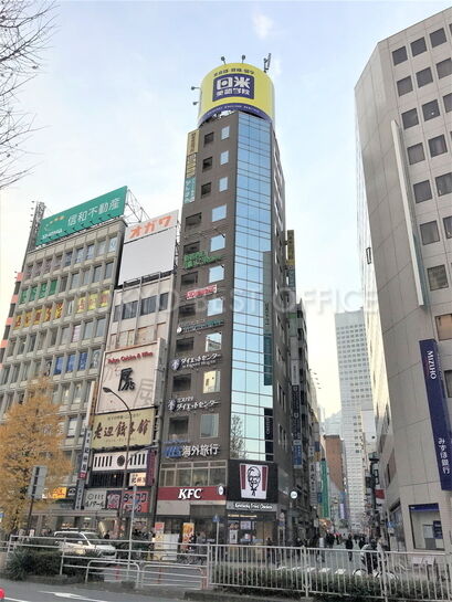 ラウンドクロス西新宿ビル外観①