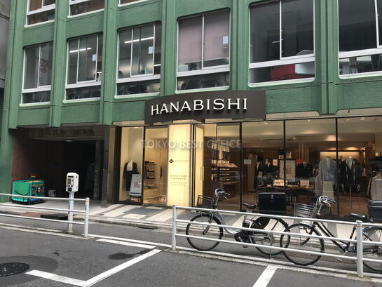 ビルエントランス①